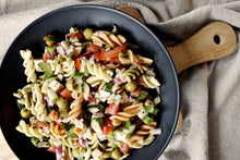 Charger l&#39;image dans la galerie, Salade de rotini à la grecque

